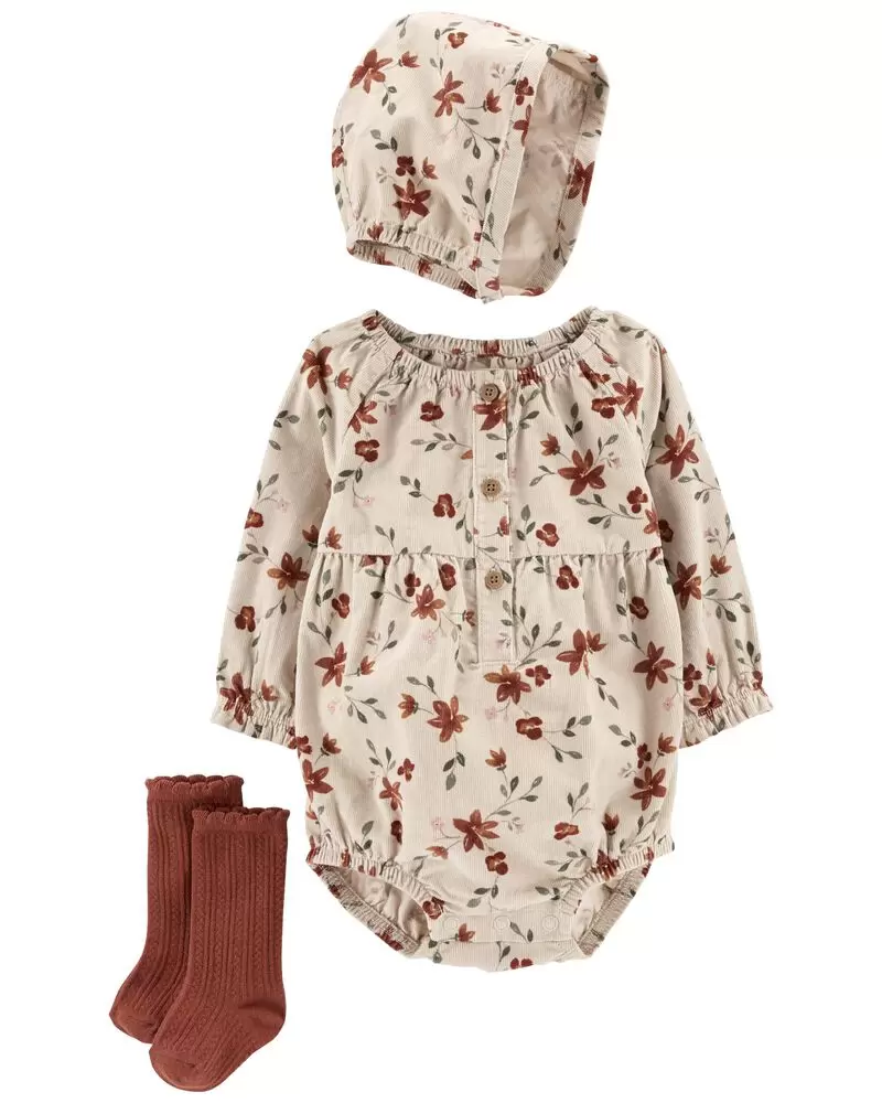 CONJUNTO FLORAL NEUTRO CON MEDIAS