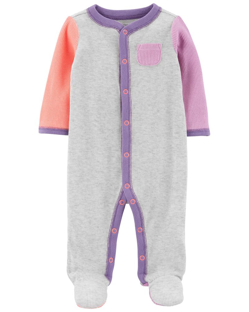 PIJAMA TRICOLOR CON BROCHES